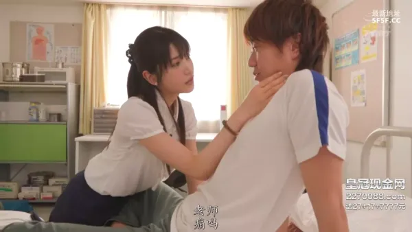 IPX-867 實在忍耐不住老師的口交 失去理性的我... 在校內大膽口交的美人楚女教師 楓可憐