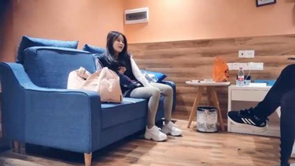 3000约极品小仙女，清纯甜美00后小萝莉，白嫩软萌花式啪啪