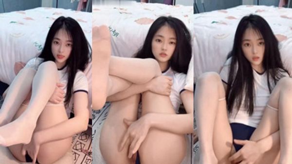 芋喵喵超萌水手服白丝诱惑自慰