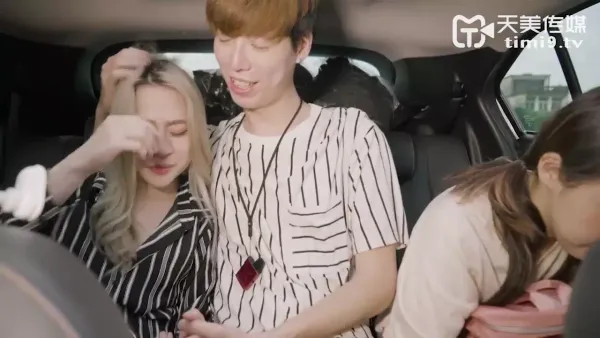 TM0099情侣出游互换女友-陈以萱