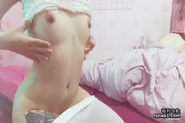 污神会X猫性少女极品可爱小萝莉之双马尾少女诱惑纹身超大尺度清纯露出