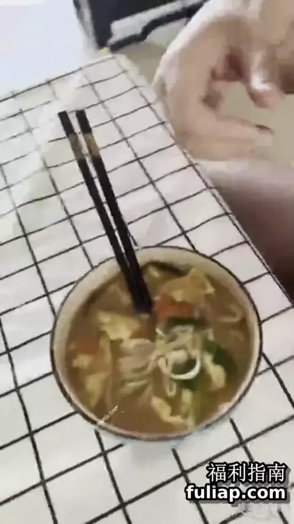 乱伦 我的丈母娘如何沦落为我的肉便器之路