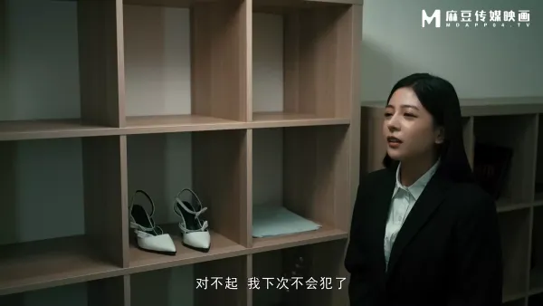 麻豆传媒 MD-0292 胁迫调教国媒女主播一王二后操翻两骚逼 宋雨川 李蓉蓉