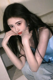 长相神似女明星鞠婧祎的反差淫娃被男友大力抽插，直接操到喷水，高潮不断全身抽搐！