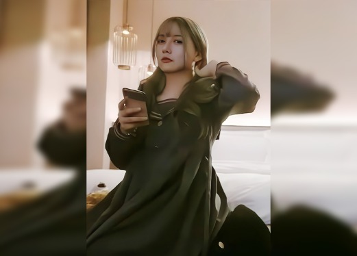 小宝寻花 - 约了个双马尾萌妹子，穿上女仆装舌吻摸奶调情骑坐后入猛操